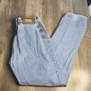 Vintage Lawman Western Light Blue High-Rise Bareback Jeans w/ back button detail